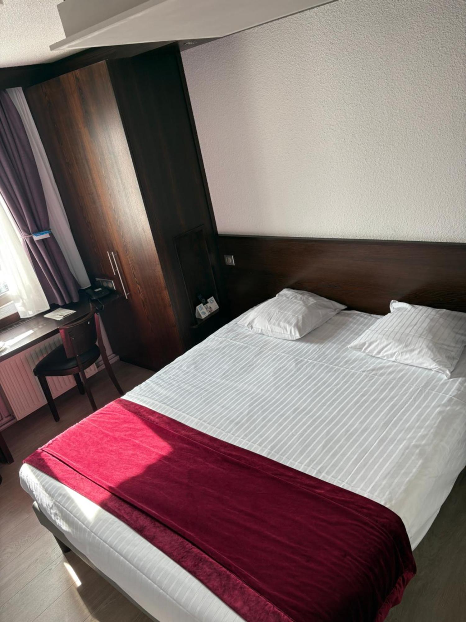 Cottage Logis Hotel - Restaurant Dudelange Dış mekan fotoğraf